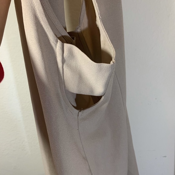 Abercrombie & Fitch Small beige mini dress - Picture 6 of 10